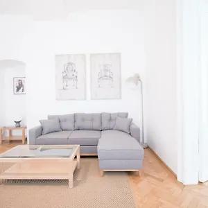  Appartamento Heymi Stadtpark Austria